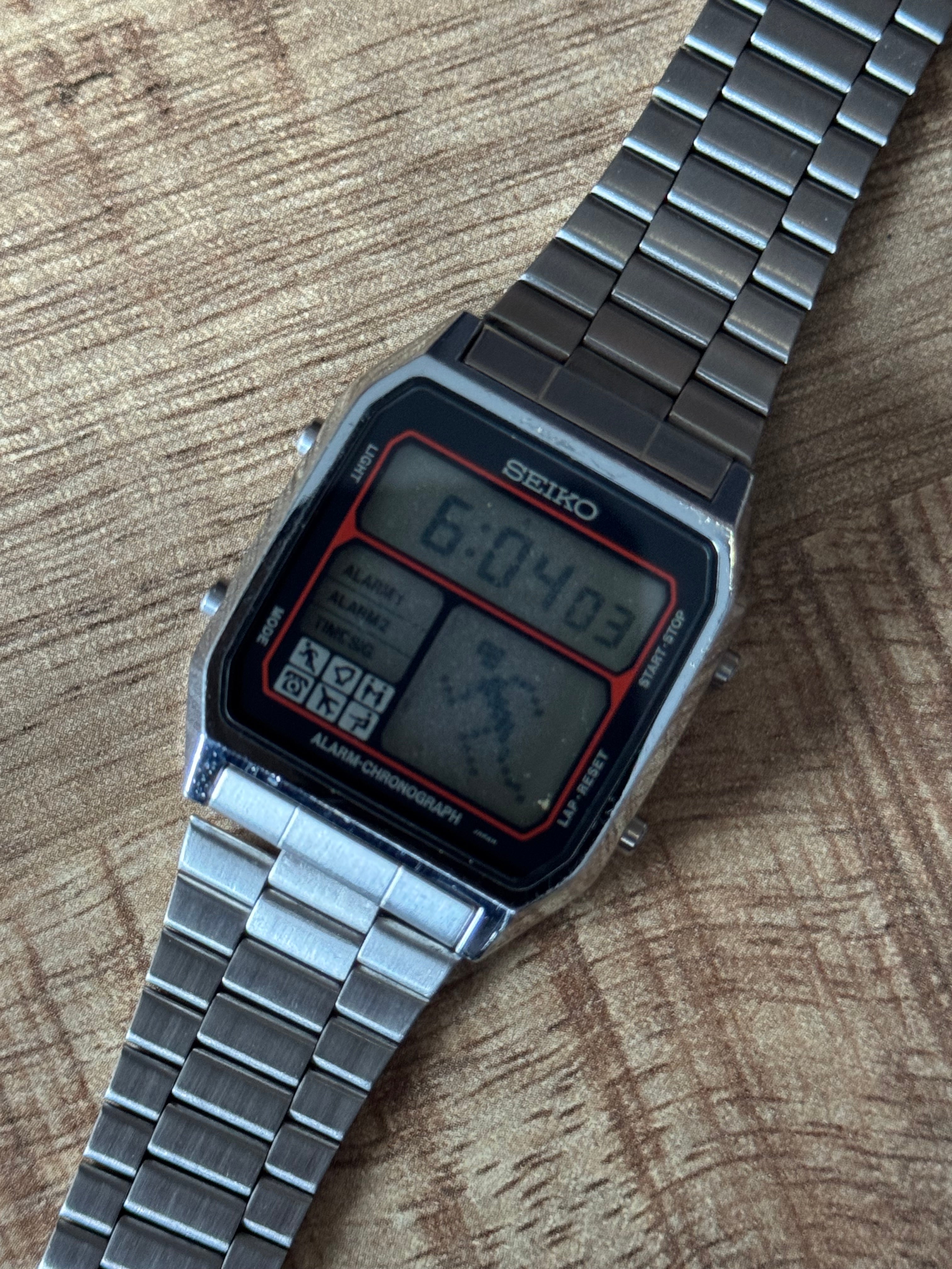 Seiko Running Man D138-4000