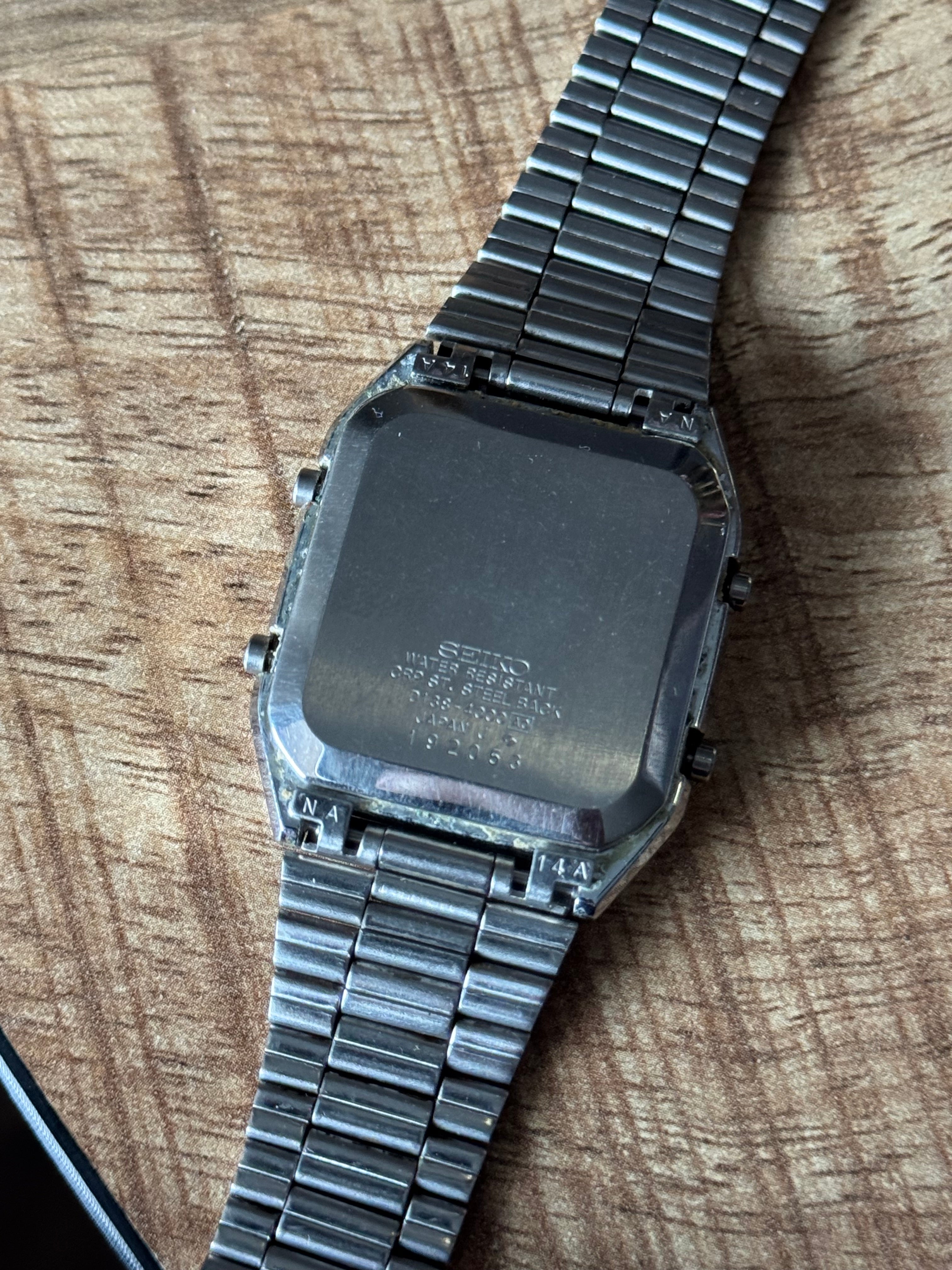 Seiko Running Man D138-4000