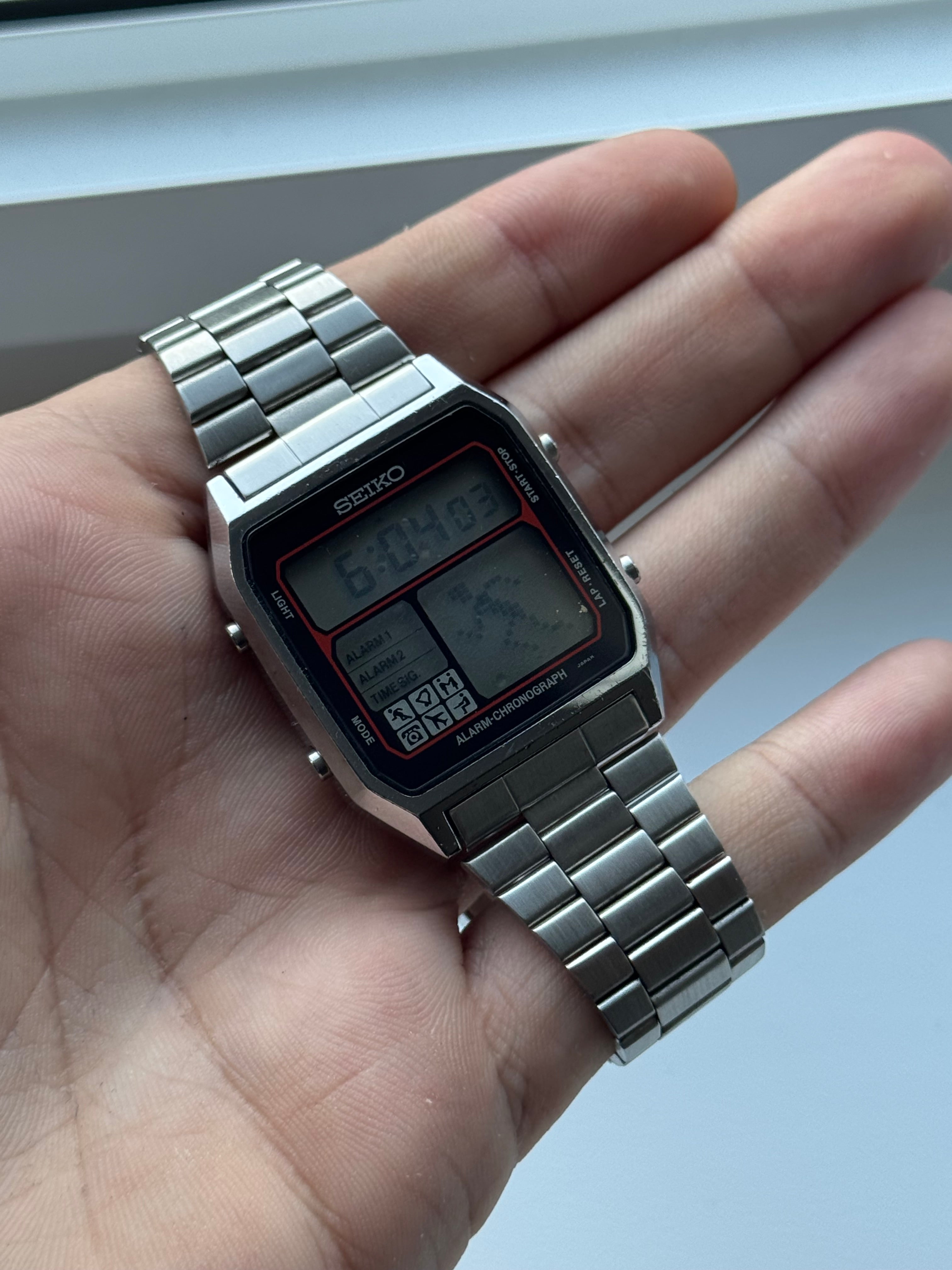 Seiko Running Man D138-4000