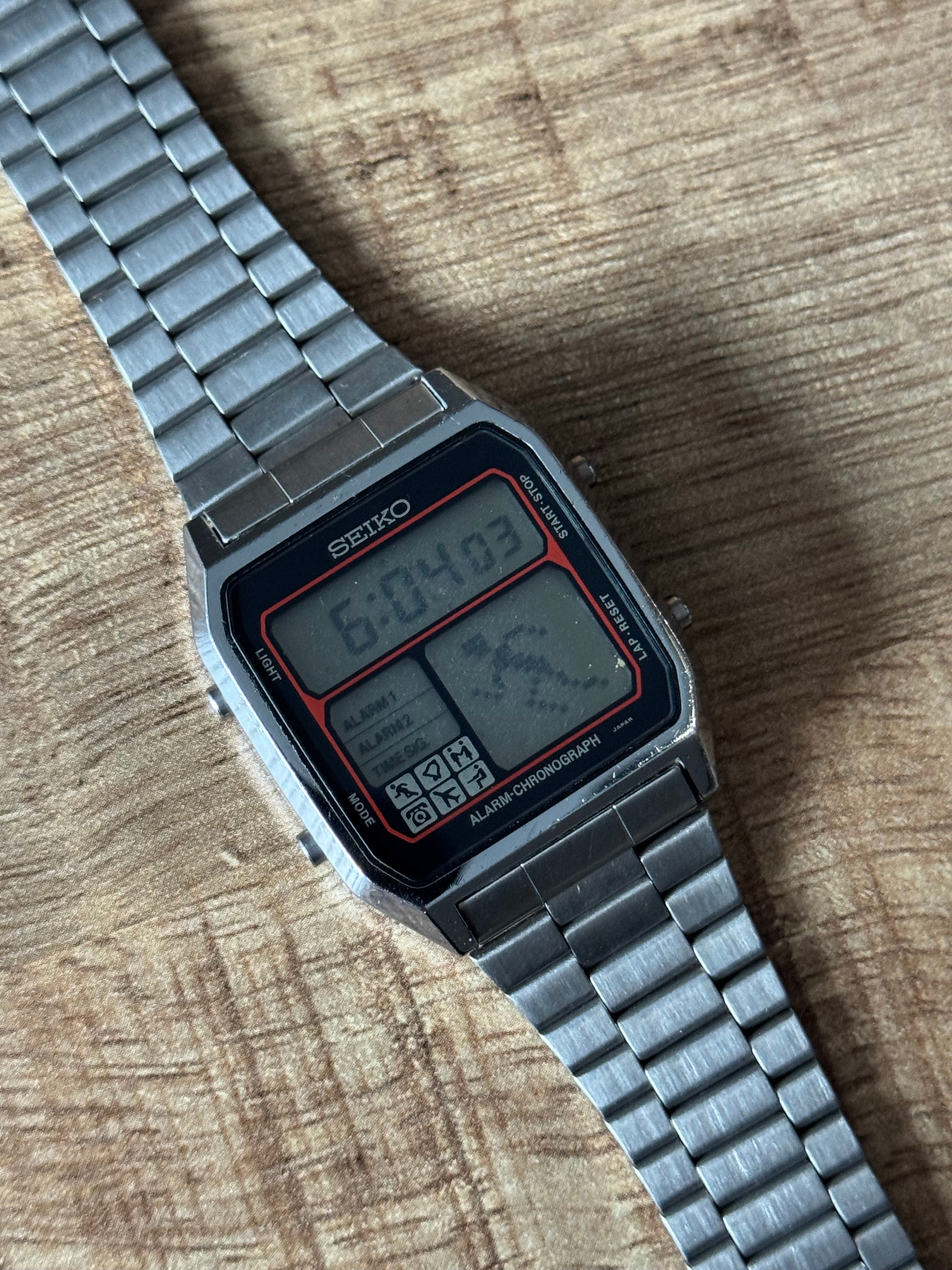 Seiko Running Man D138-4000